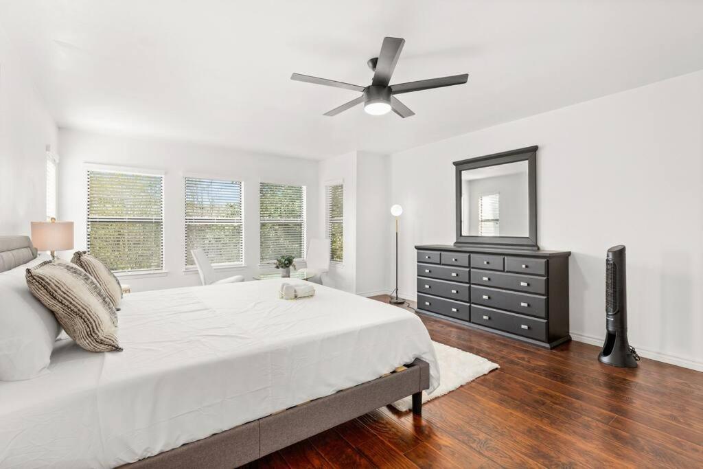 5 Bedrooms With Chefs Kitchen 2 Masters Room And Game Lounge San Antonio Esterno foto